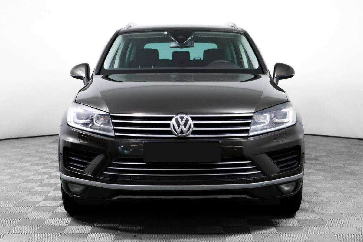 Volkswagen Touareg, 2015 - 230 000 км. | Фото №2