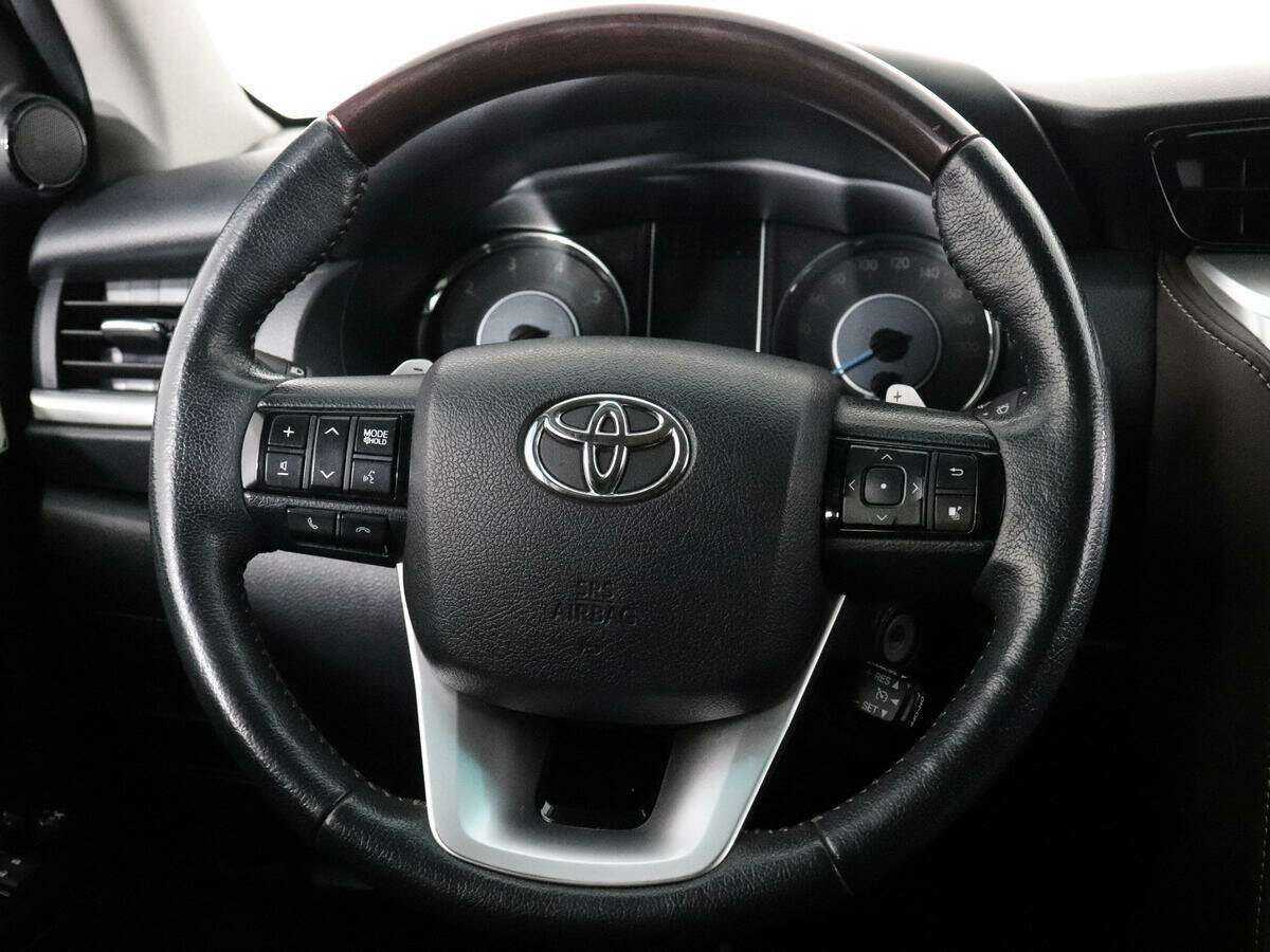 Toyota Fortuner, 2017 Фото №14