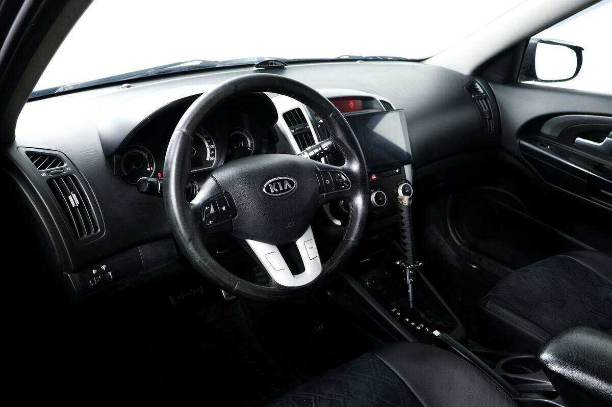 Kia Ceed, 2010 Фото №13