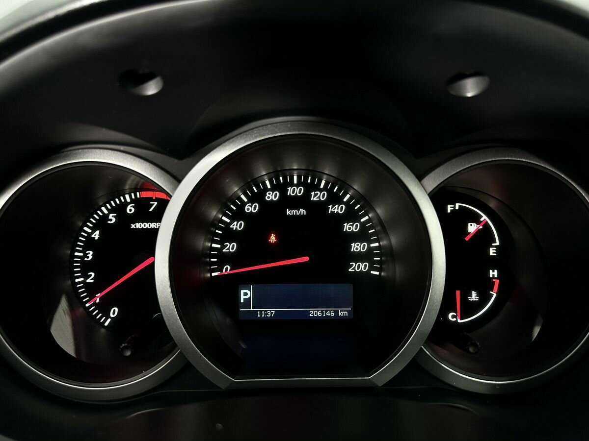 Suzuki Grand Vitara, 2011 Фото №11