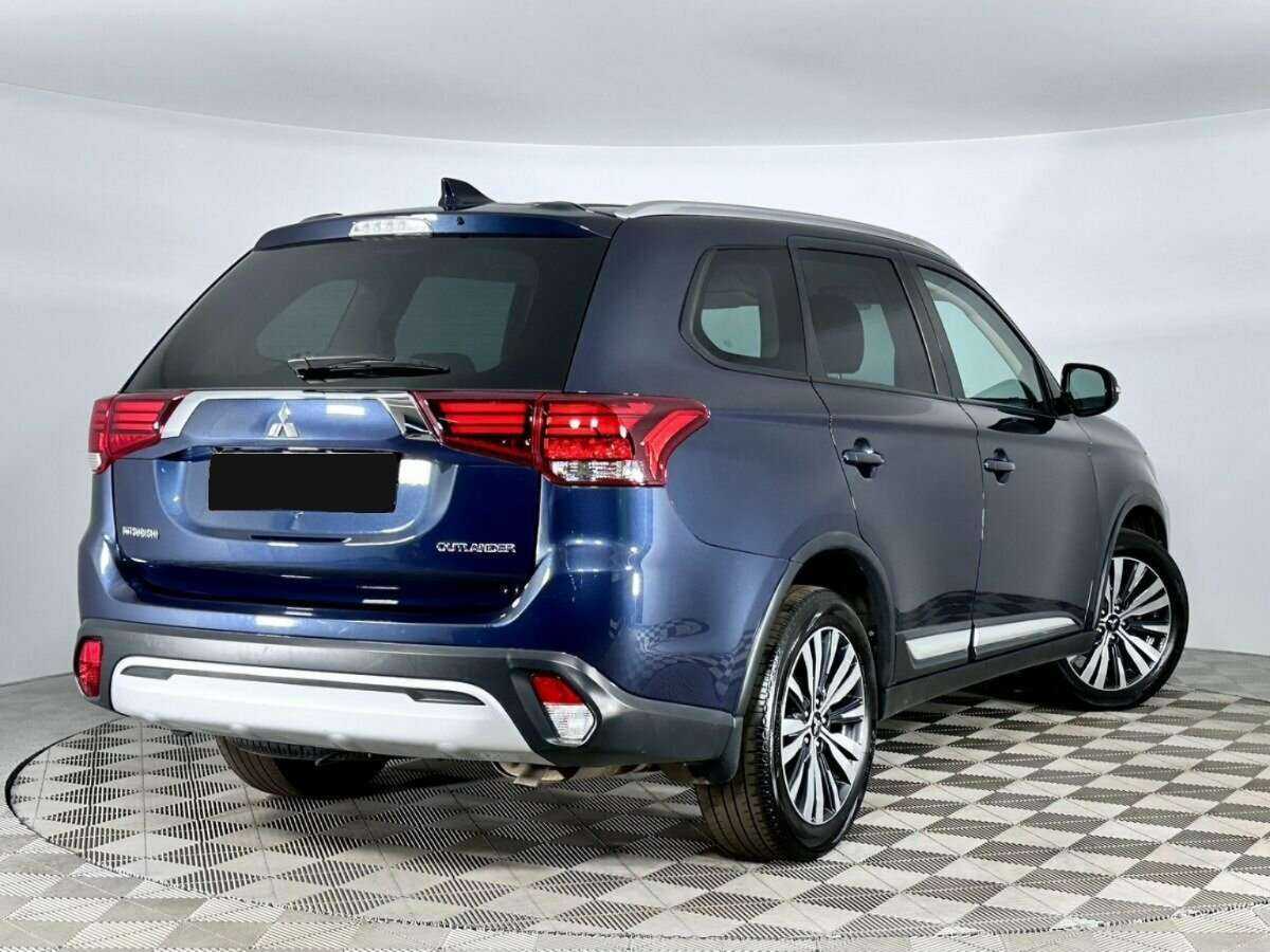 Mitsubishi Outlander, 2019 - 142 971 км. | Фото №2