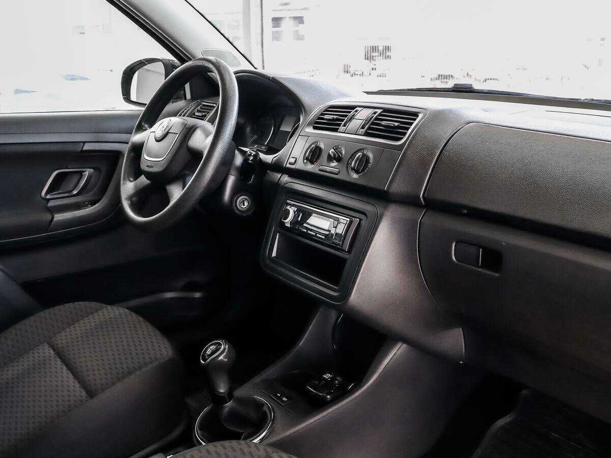 Skoda Fabia, 2010 Фото №10