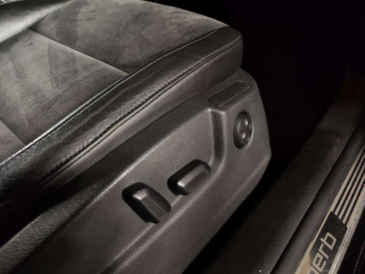 Skoda Superb DSG, 2010 Фото №12