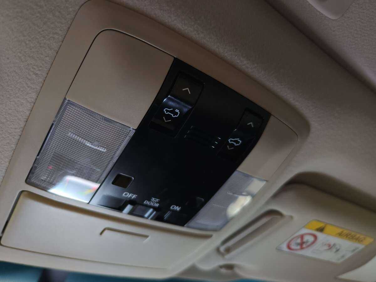 Toyota Land Cruiser Prado, 2021 Фото №9