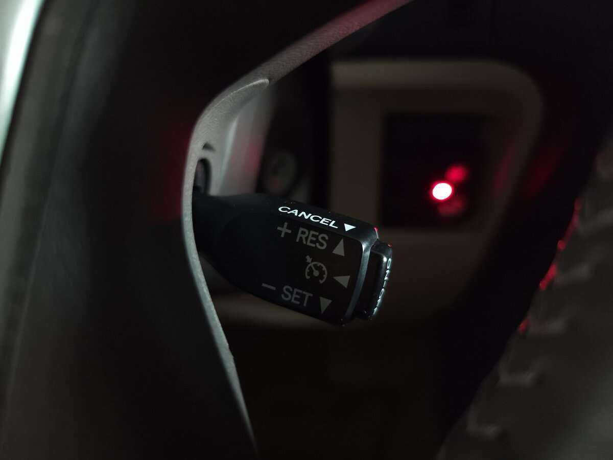 Toyota Land Cruiser Prado, 2021 Фото №22