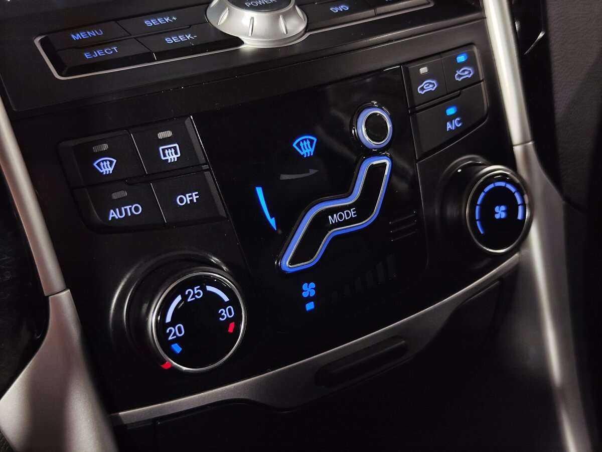 Hyundai Sonata, 2011 Фото №15