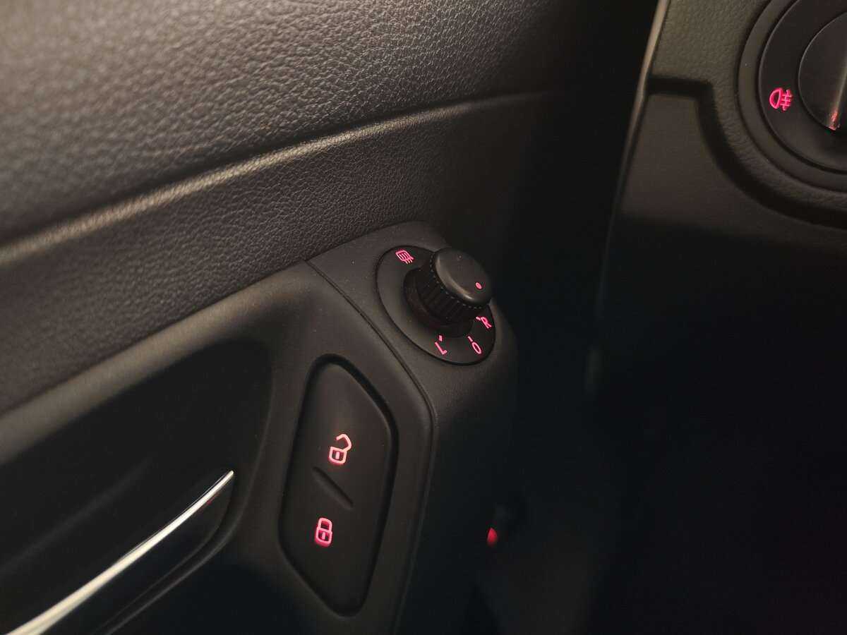 Volkswagen Polo, 2011 Фото №16