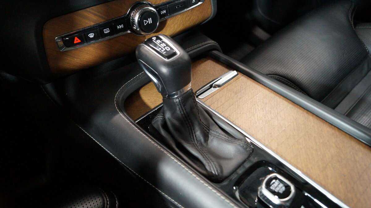 Volvo XC90, 2019 Фото №21