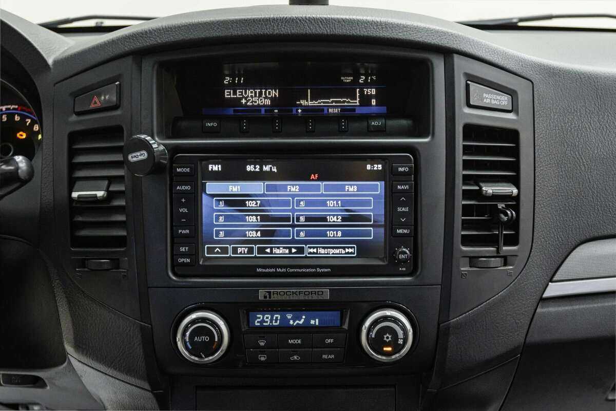 Mitsubishi Pajero, 2011 Фото №11