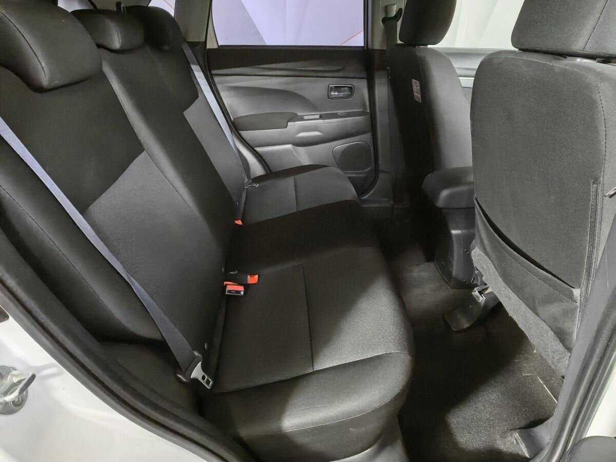 Mitsubishi ASX, 2012 Фото №12