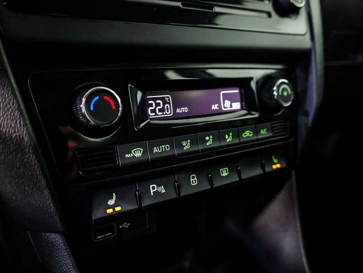 Skoda Rapid, 2018 Фото №13