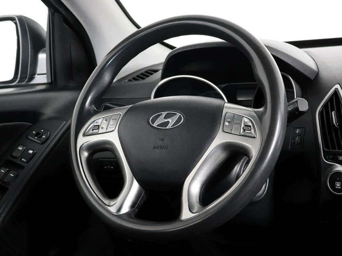 Hyundai ix35, 2011 Фото №12