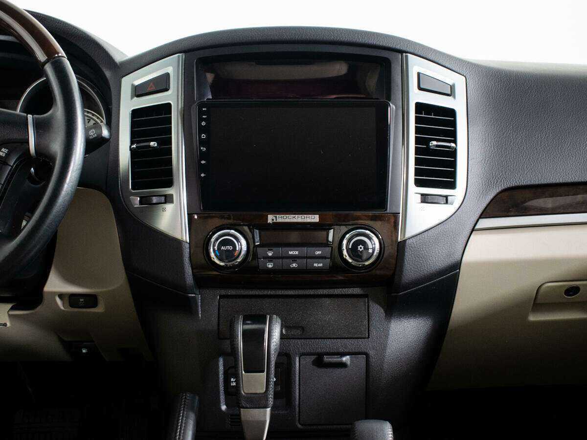 Mitsubishi Pajero, 2019 Фото №11