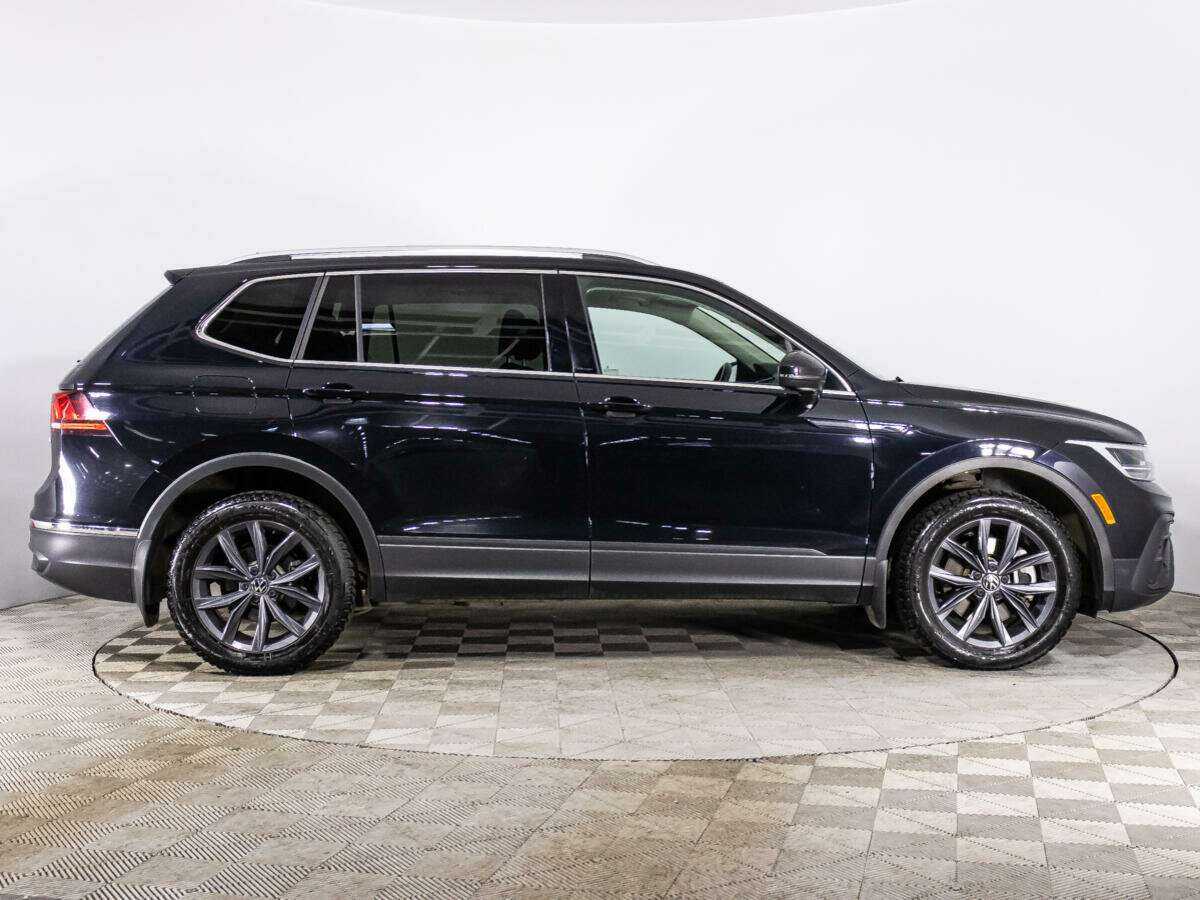 Volkswagen Tiguan, 2021 - 52 773 км. | Фото №4