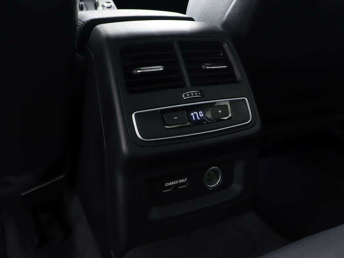 Audi A4 35 TFSI, 2020 Фото №19