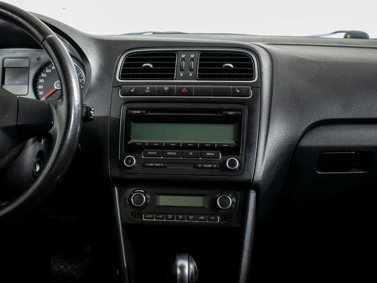 Volkswagen Polo, 2011 Фото №9
