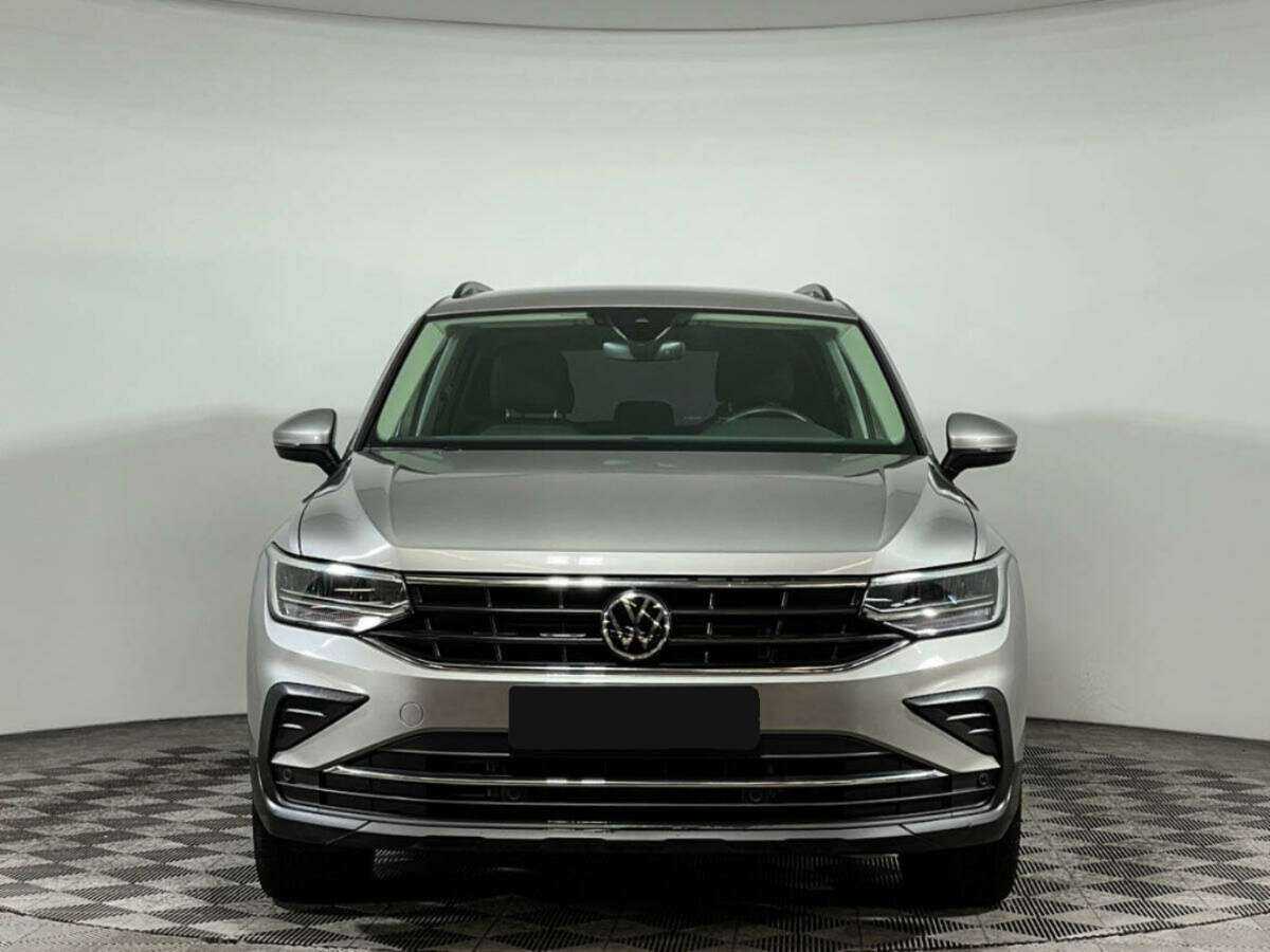 Volkswagen Tiguan, 2021 - 45 200 км. | Фото №2