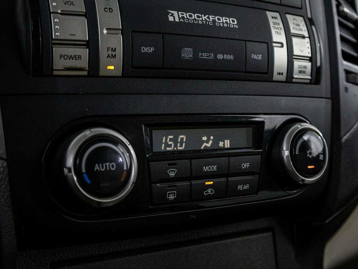 Mitsubishi Pajero, 2008 Фото №17