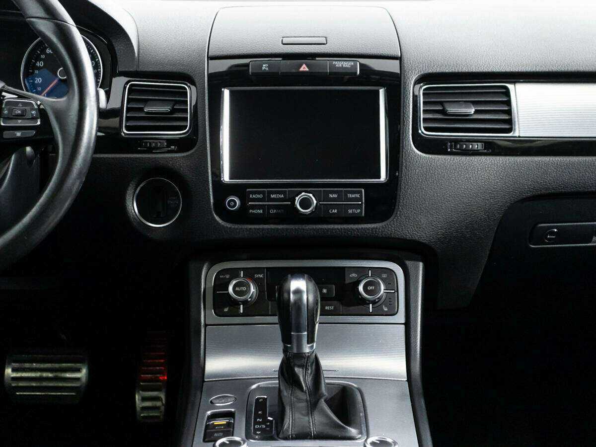 Volkswagen Touareg, 2012 Фото №14