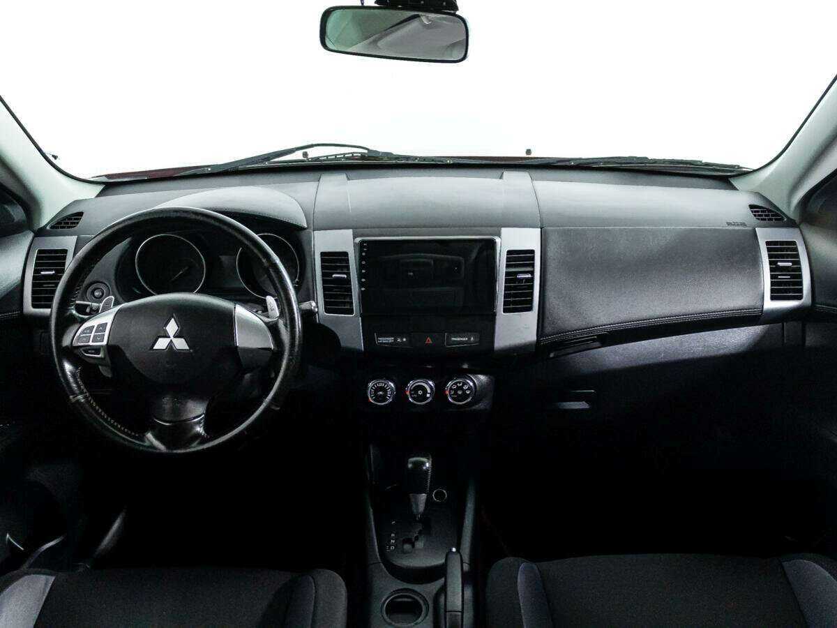 Mitsubishi Outlander, 2011 Фото №12