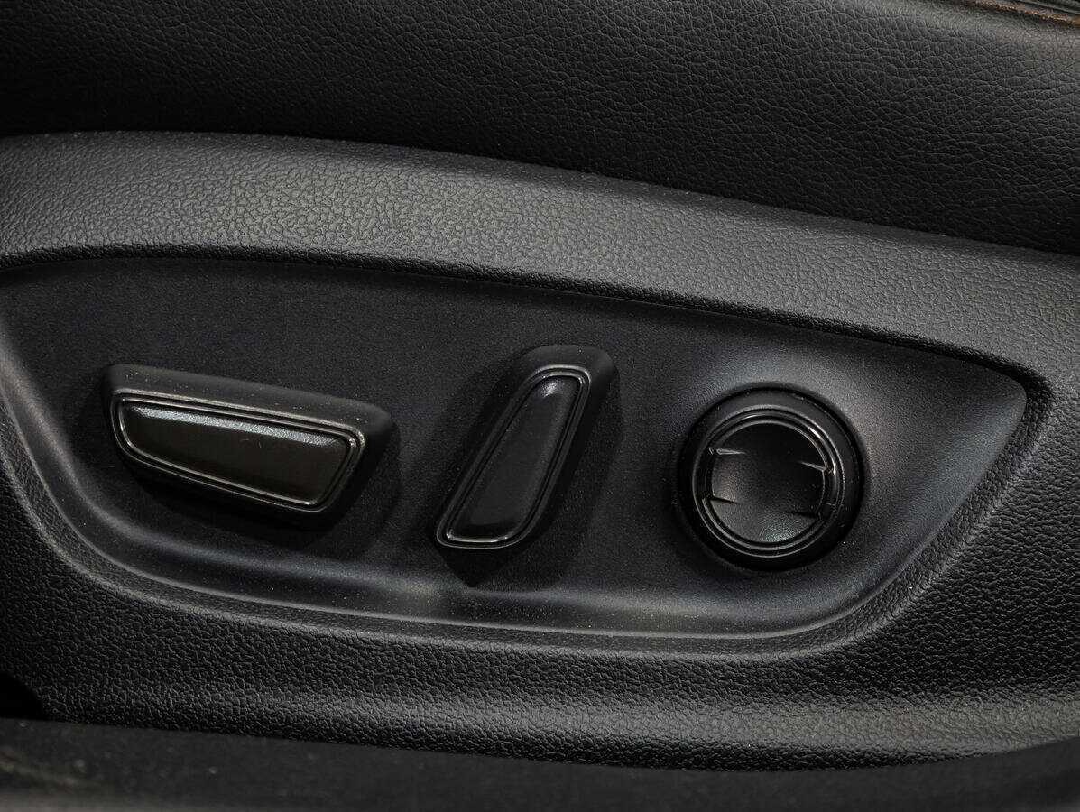 Toyota Camry, 2020 Фото №17