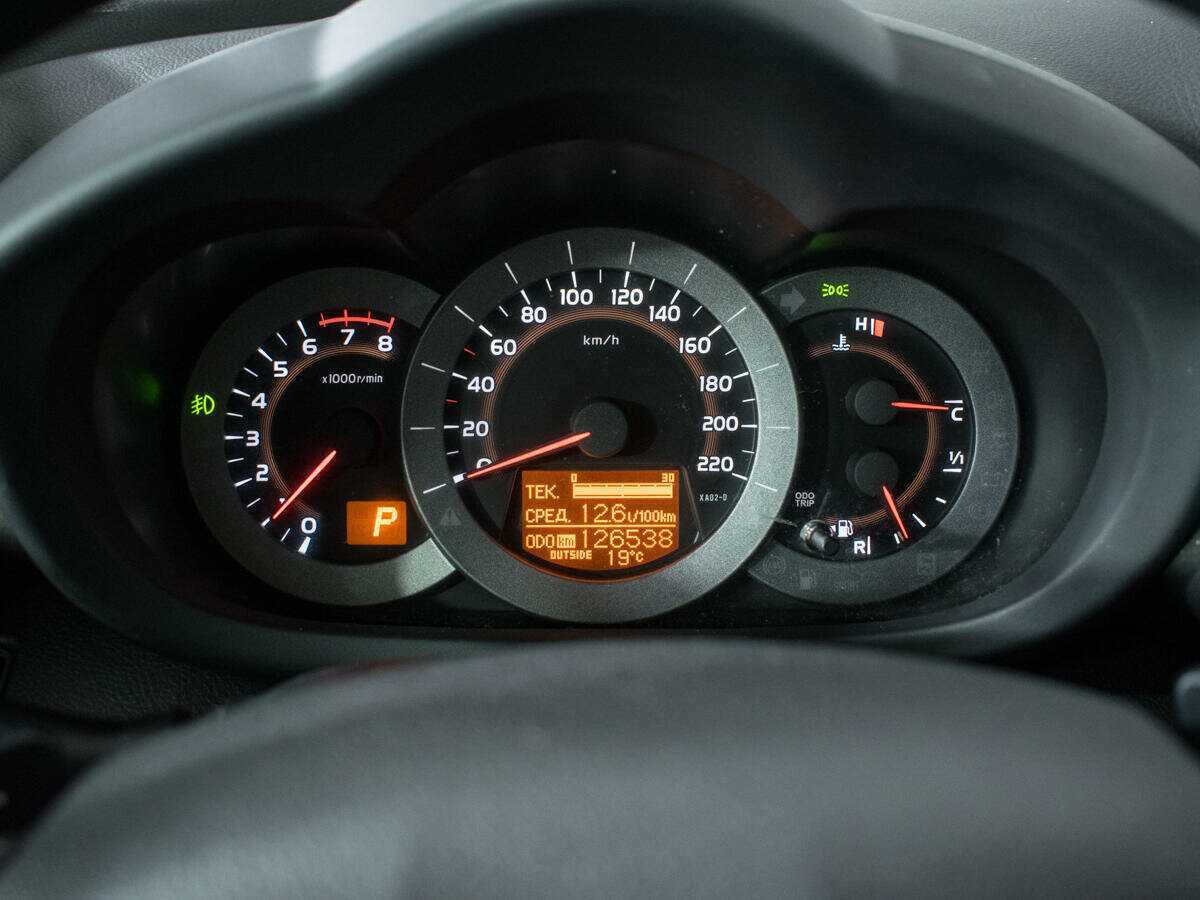 Toyota RAV4, 2011 Фото №11