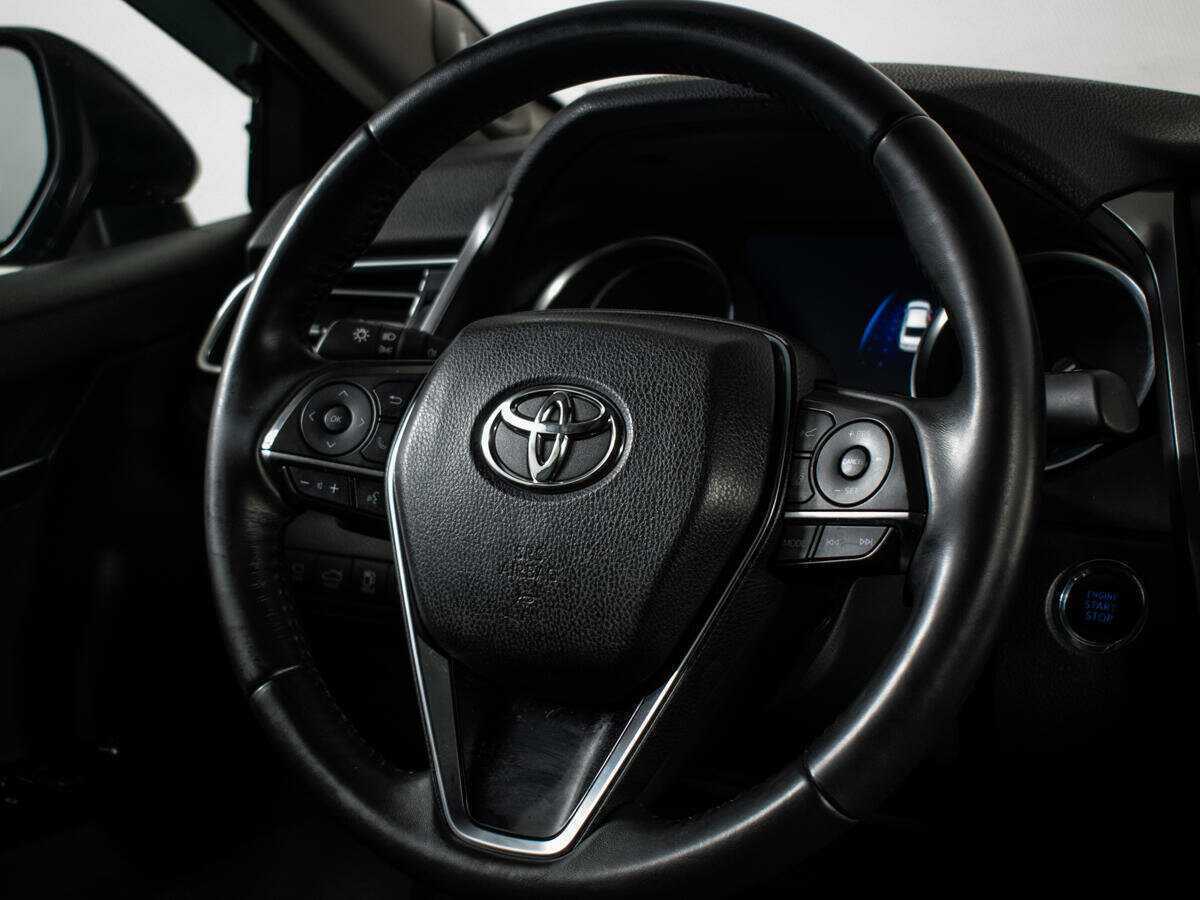 Toyota Camry, 2019 Фото №12
