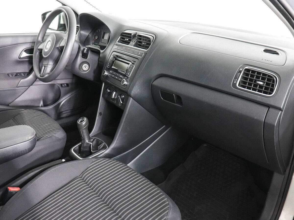 Volkswagen Polo, 2011 Фото №10