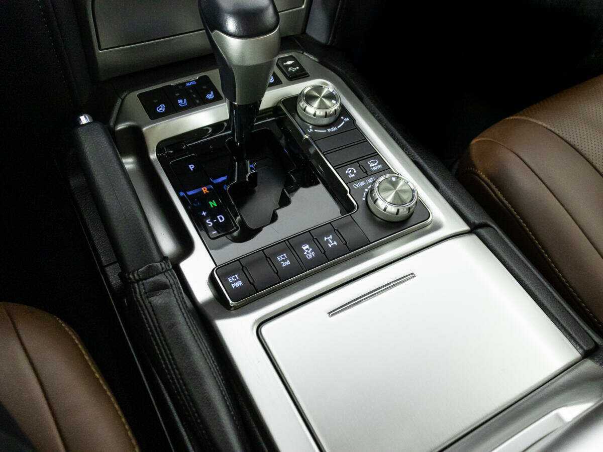 Toyota Land Cruiser, 2016 Фото №18