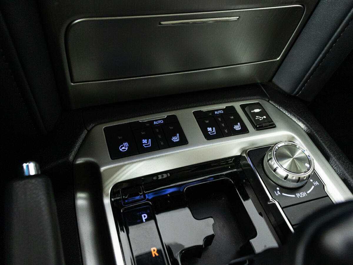 Toyota Land Cruiser, 2016 Фото №22