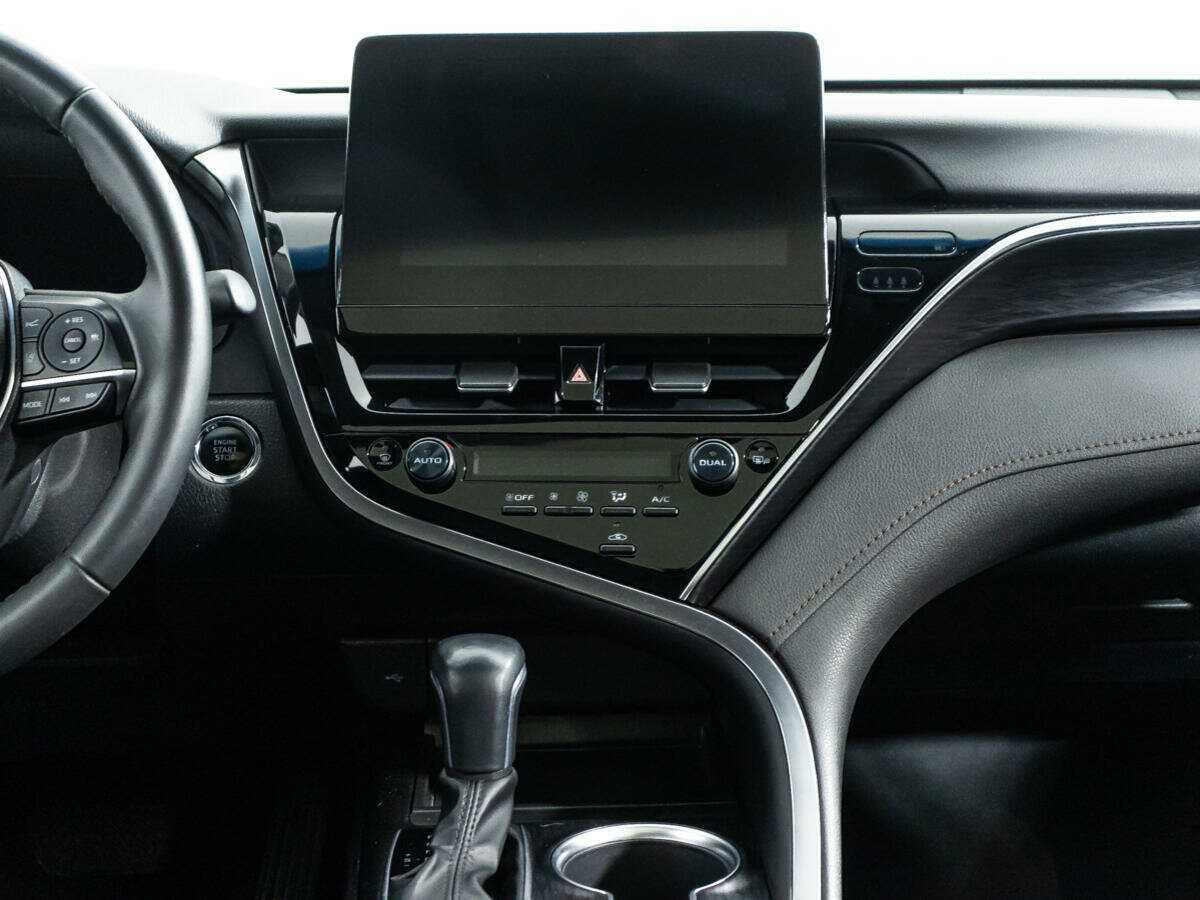 Toyota Camry, 2022 Фото №14