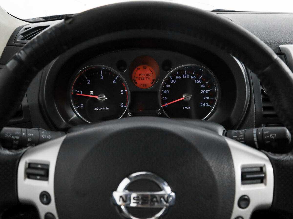 Nissan X-Trail, 2010 Фото №15