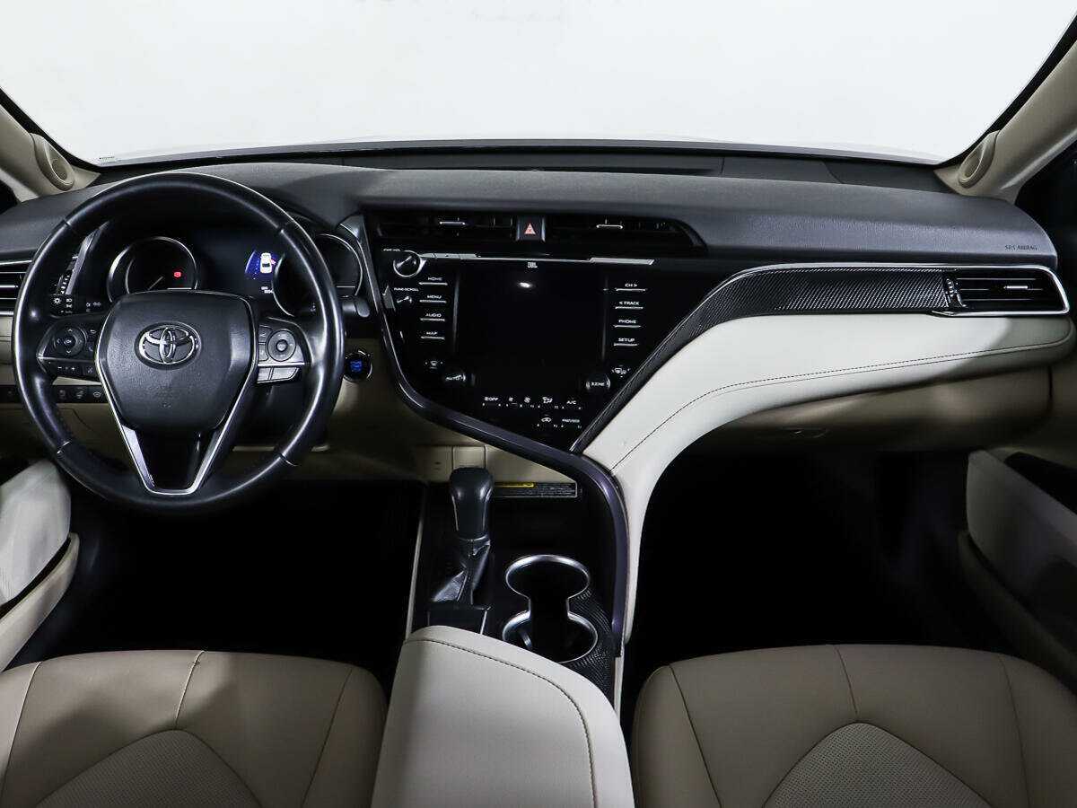 Toyota Camry, 2019 Фото №11