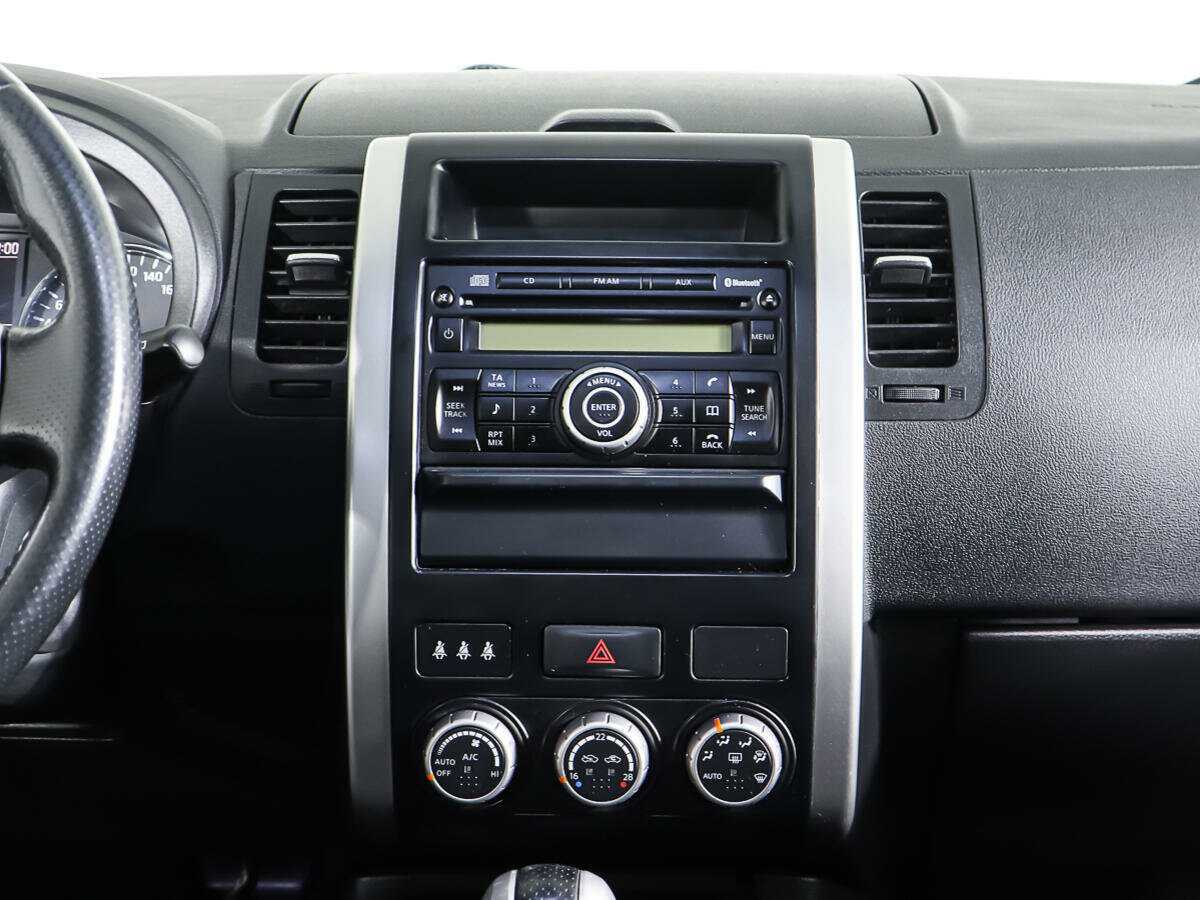 Nissan X-Trail, 2011 Фото №12