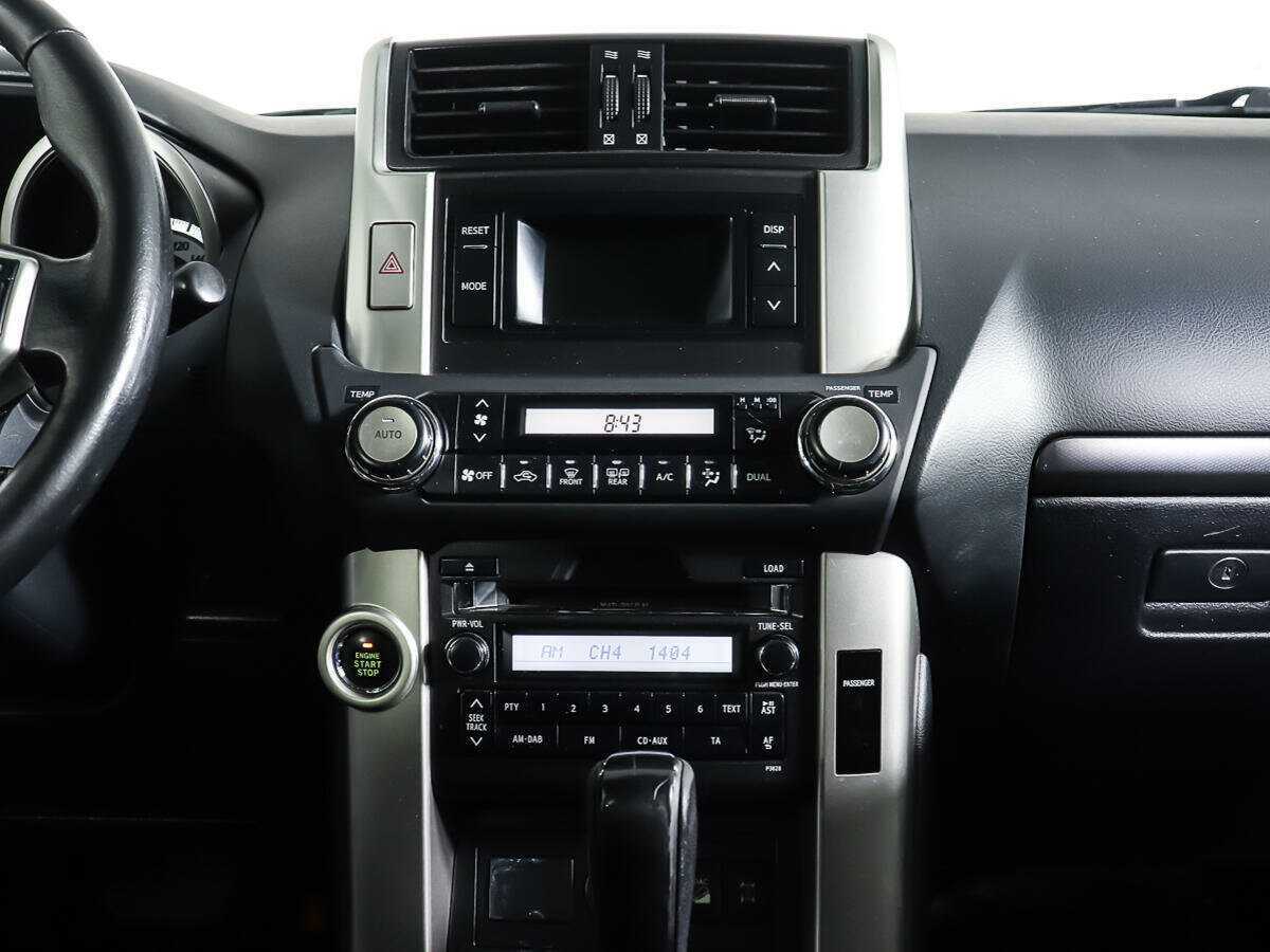 Toyota Land Cruiser Prado, 2010 Фото №12
