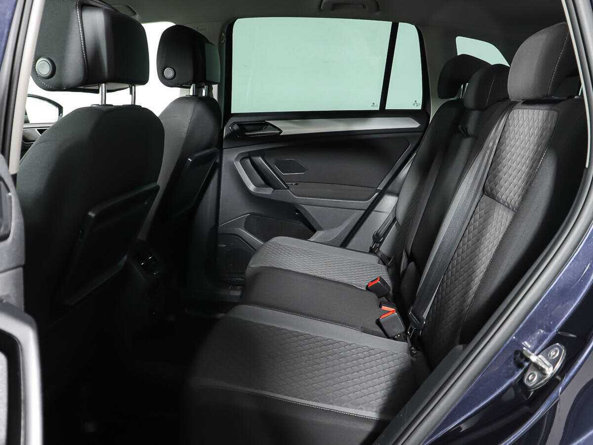 Volkswagen Tiguan, 2018 Фото №9