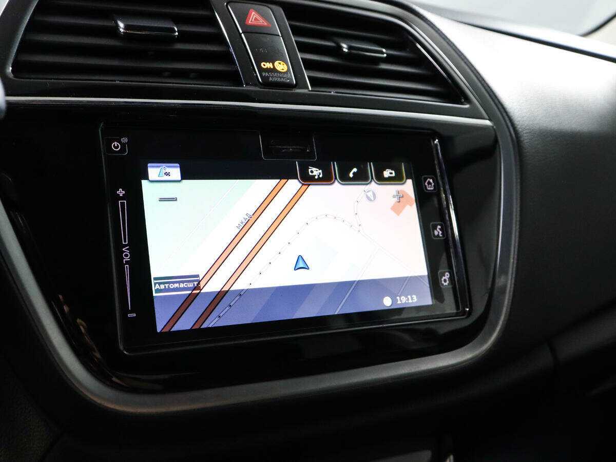 Suzuki SX4, 2017 Фото №12