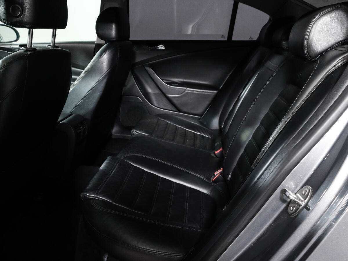 Volkswagen Passat, 2005 Фото №10