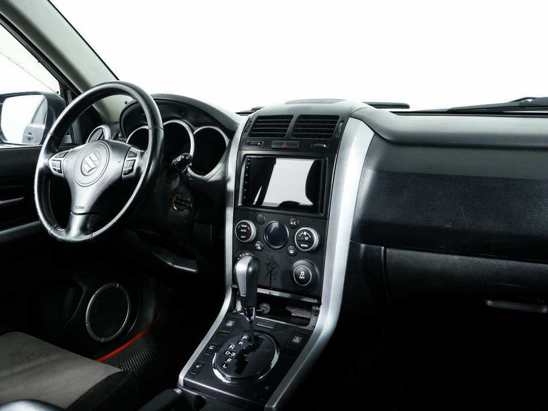 Suzuki Grand Vitara, 2011 Фото №9