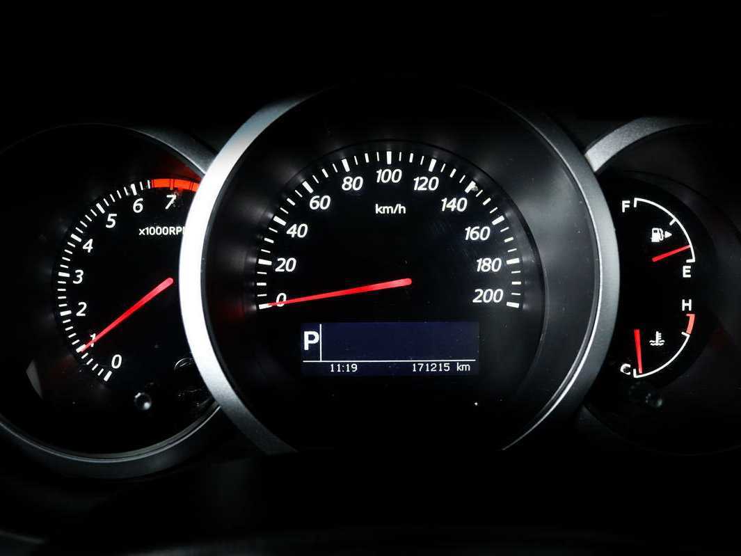 Suzuki Grand Vitara, 2011 Фото №10