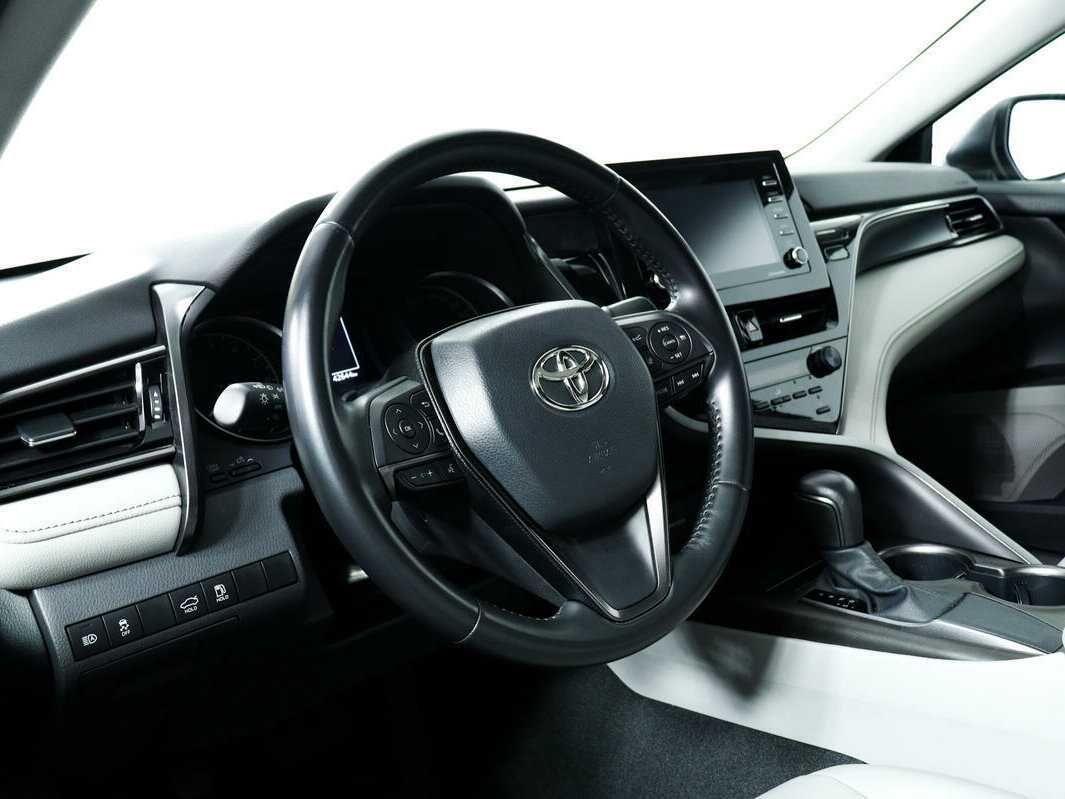 Toyota Camry, 2021 Фото №13