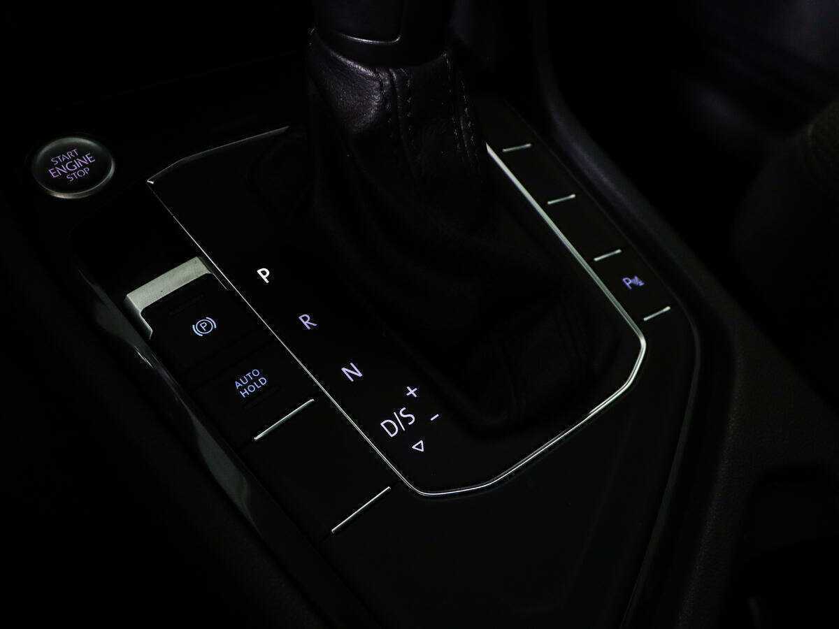 Volkswagen Tiguan L, 2019 Фото №17