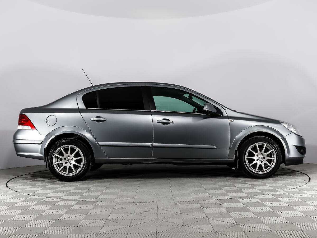 Opel Astra, 2010 Фото №4