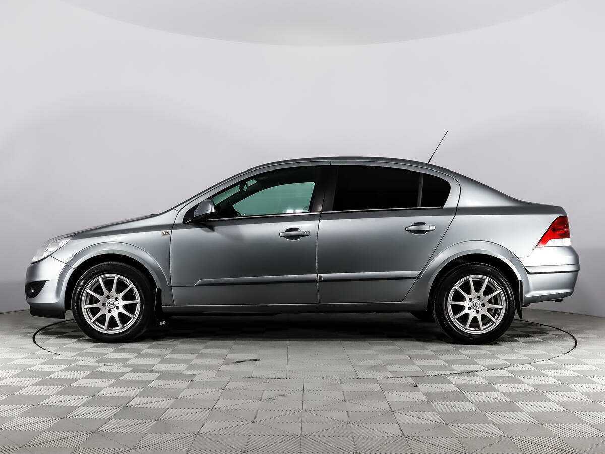 Opel Astra, 2010 Фото №8