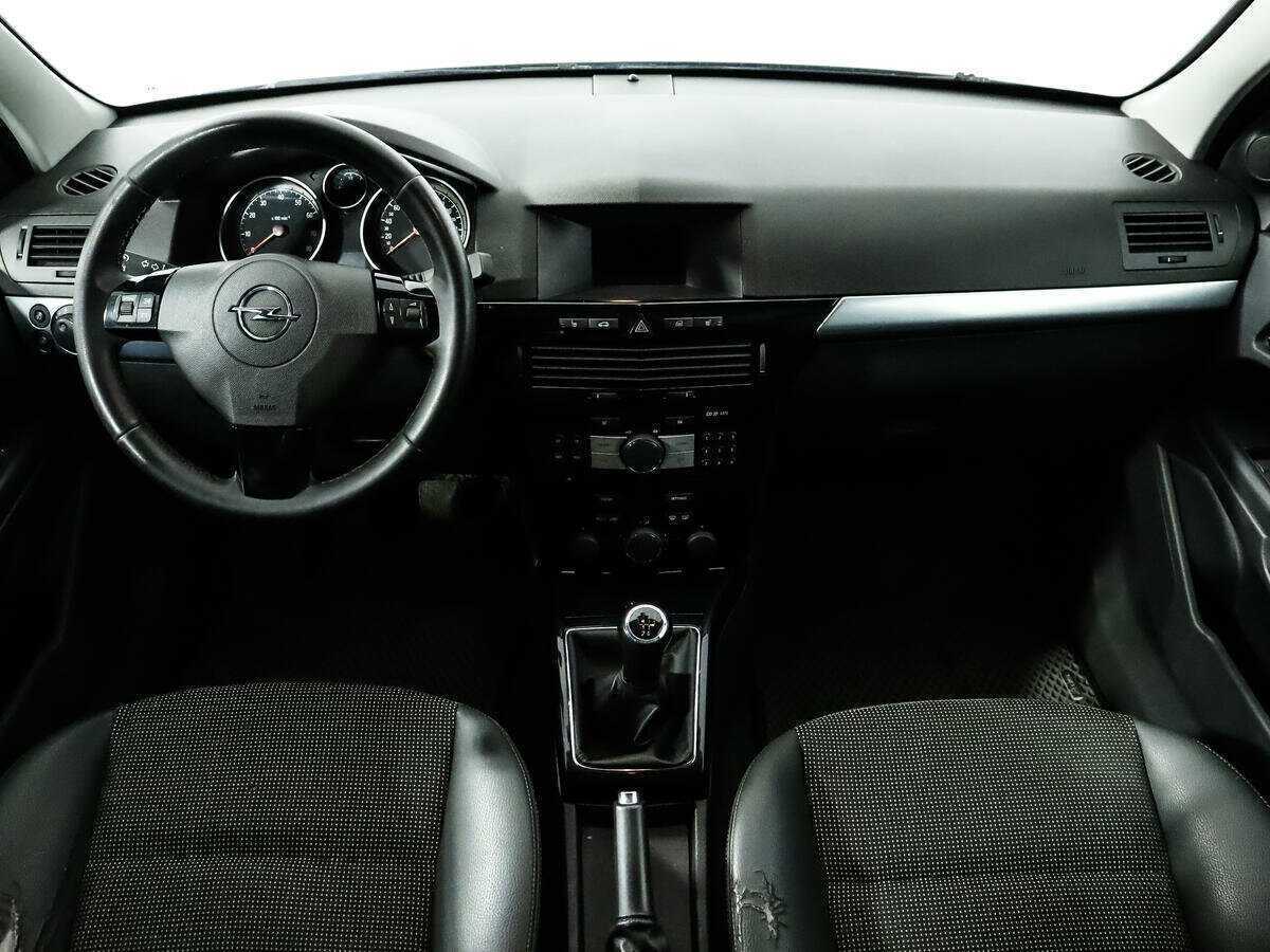Opel Astra, 2010 Фото №12