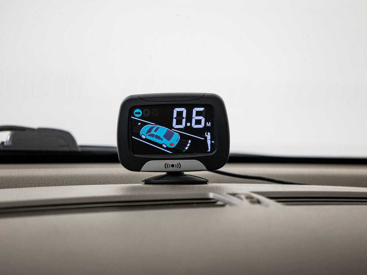 Nissan Tiida, 2011 Фото №16