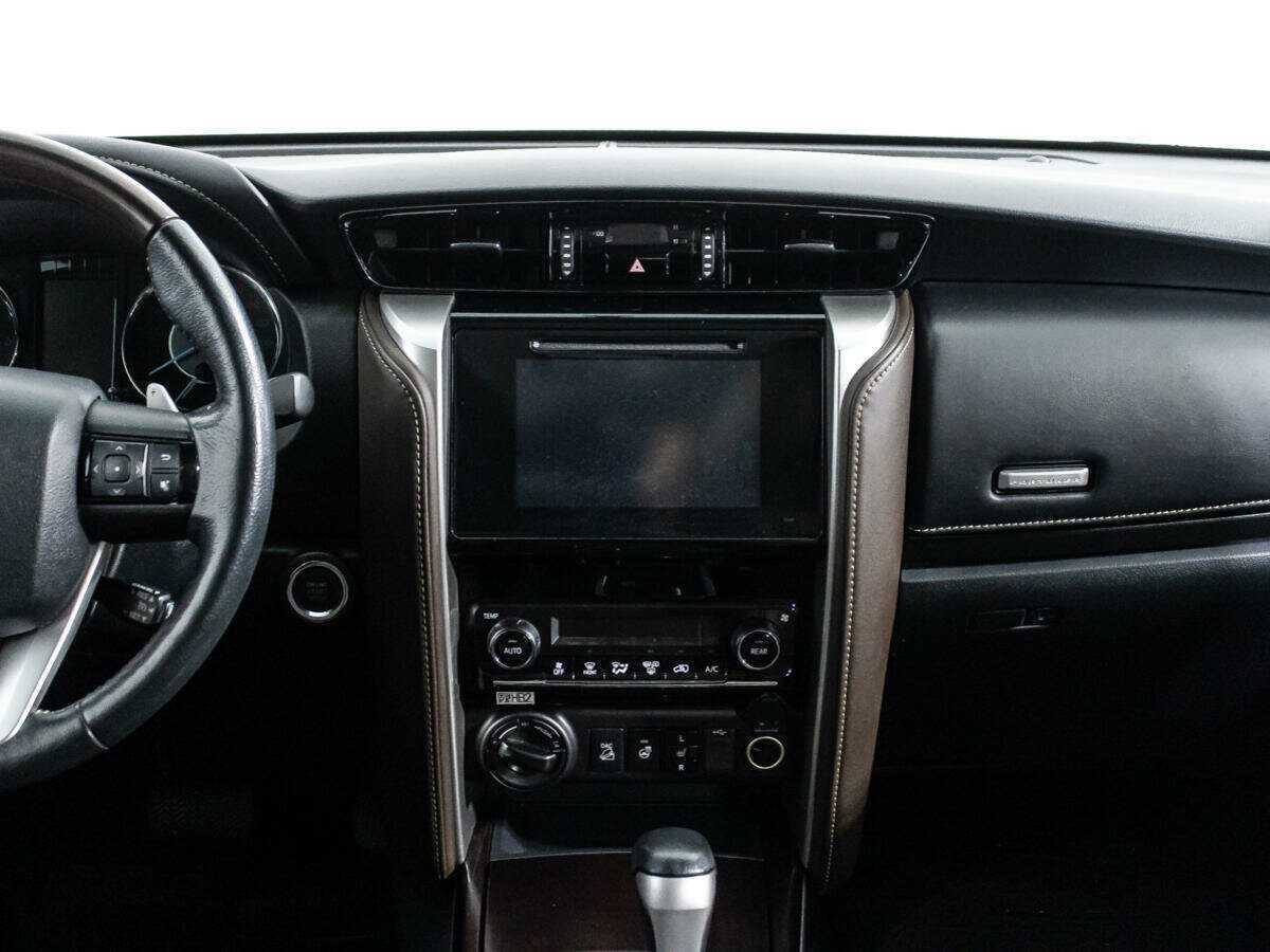 Toyota Fortuner, 2019 Фото №14