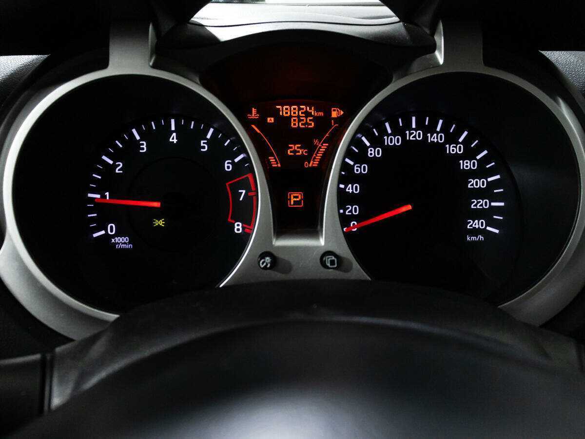 Nissan Juke, 2014 Фото №12