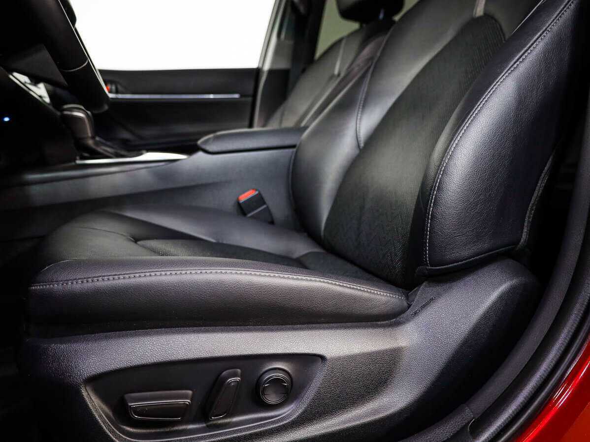 Toyota Camry, 2021 Фото №16