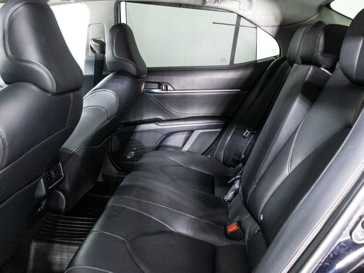 Toyota Camry, 2018 Фото №10